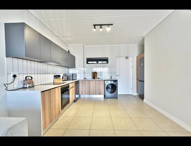 1 BEDROOM APARTMENT FOR SALE IN ASPEN HILLS